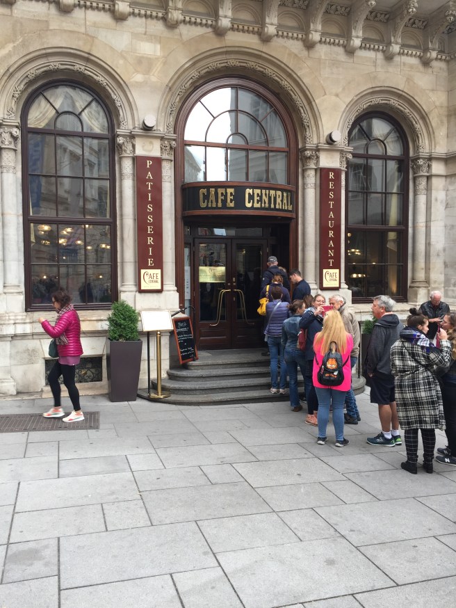 BA890664-51E1-4D00-8F01-5F76EB1F454A